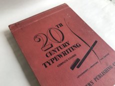 画像1: 1952年 20TH CENTURY TYPEWRITING タイプライター参考書 (1)
