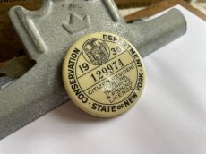 画像2: 1936 NEW YORK STATE HUNTING LICENSE BUTTON Pin ハンティング ライセンスバッチ (2)