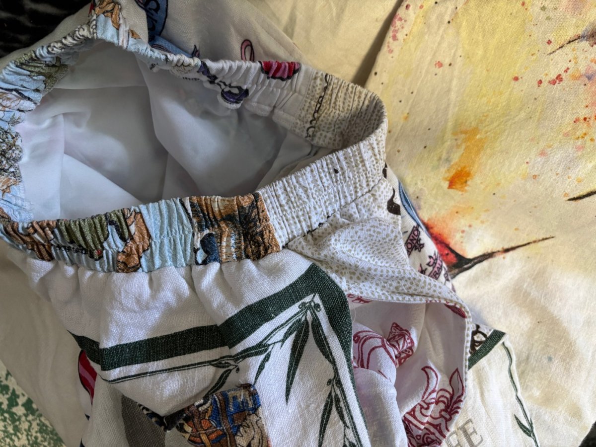 画像8: VINTAGEリメイクパンツ/キッチンクロス・ファブリックカレンダーリメイクパンツ (8)