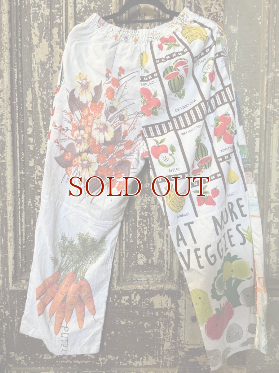 画像4: VINTAGEリメイクパンツ/キッチンクロス・ファブリックカレンダーリメイクパンツ (4)