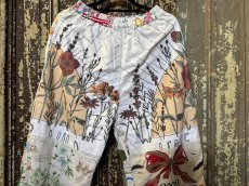 画像2: VINTAGEリメイクパンツ/キッチンクロス・ファブリックカレンダーリメイクパンツ (2)