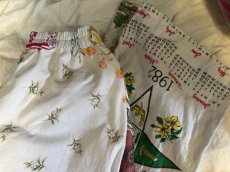 画像7: VINTAGEリメイクパンツ/キッチンクロス・ファブリックカレンダーリメイクパンツ (7)