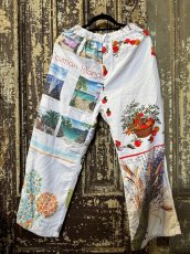 画像1: VINTAGEリメイクパンツ/キッチンクロス・ファブリックカレンダーリメイクパンツ (1)