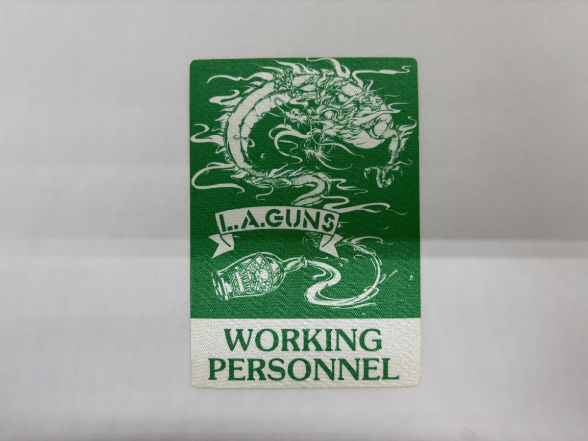 画像1: L.A.GUNS 1990年 Cocked and Loaded Tour (1)