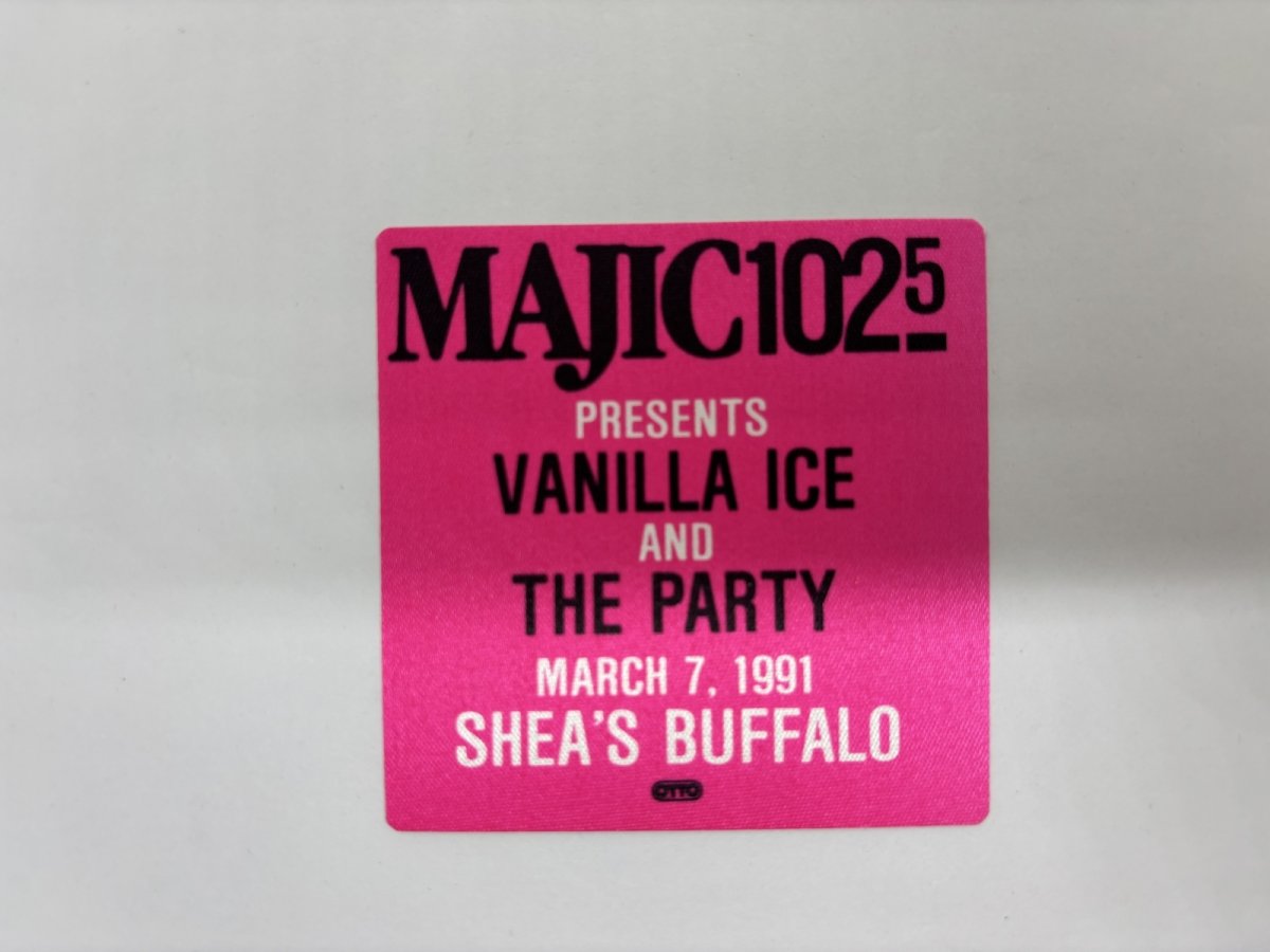 画像1: VANILLA ICE 1991年 Extremely Live (1)