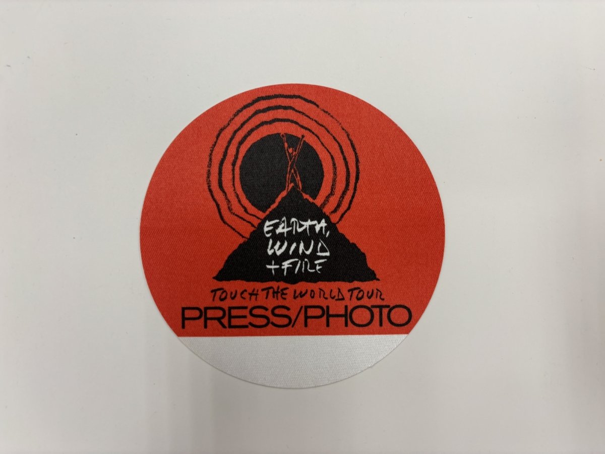 画像1: EARTH WIND & FIRE 1988年 Touch the World Tour (1)