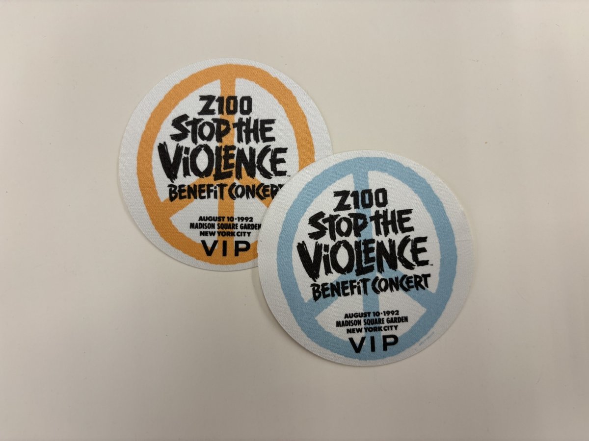 画像1: DEF LEPPARD & BRYAN ADAMS 1992年 Stop of Violence Benefit Concert (1)