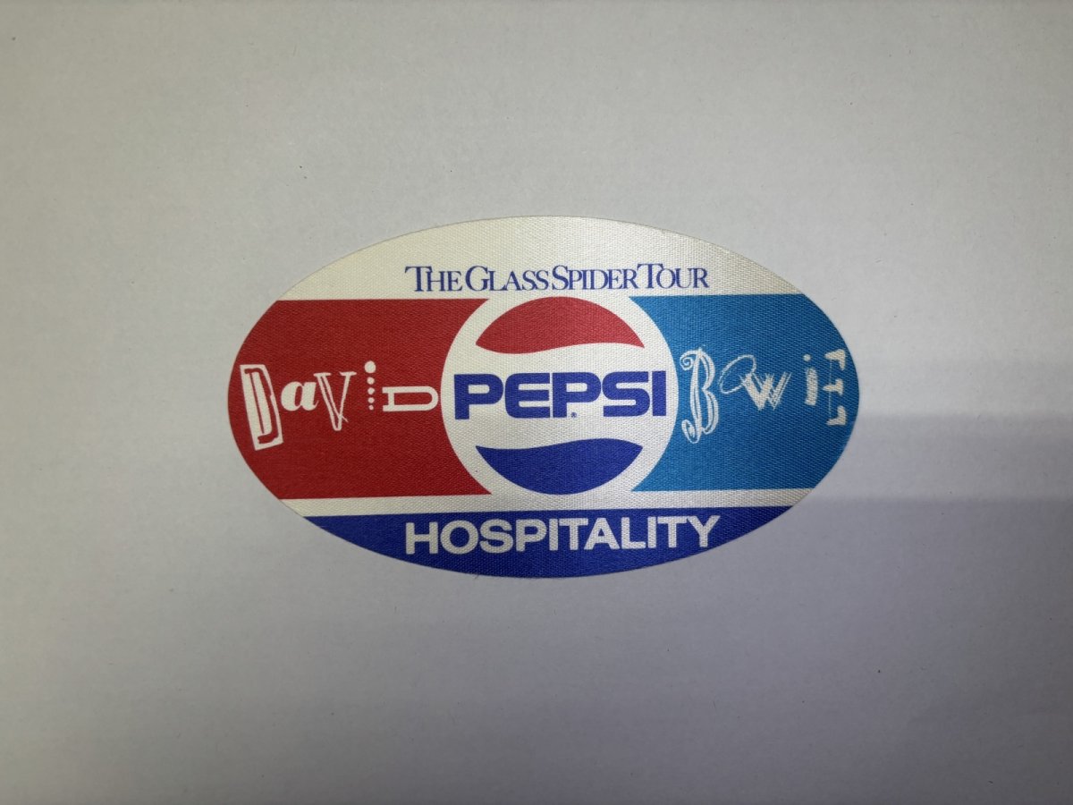 画像2: DAVID BOWIE 1987年 Glass Spider Tour PEPSI アドバタイジング！ (2)