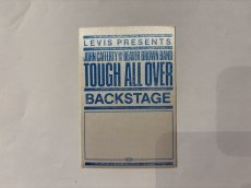 画像2: LEVIS PRESENTS JOHN CAFFERTY & THE BEABER BROWN BAND 1985年 Tought All Over Tour (2)