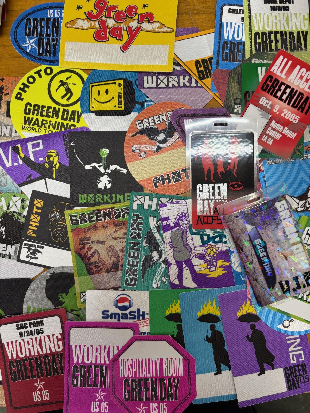 BACKSTAGE PASS GREEN DAY 50点アップしました！