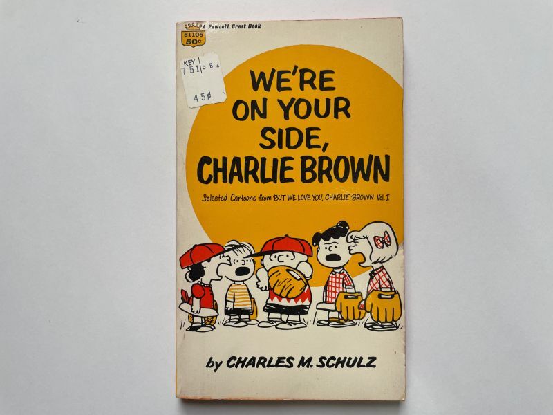 画像1: 1969年 WE'RE ON YOUR SIDE, CHARLIE BROWN  PEANUTS スヌーピー　ビンテージコミック  (1)